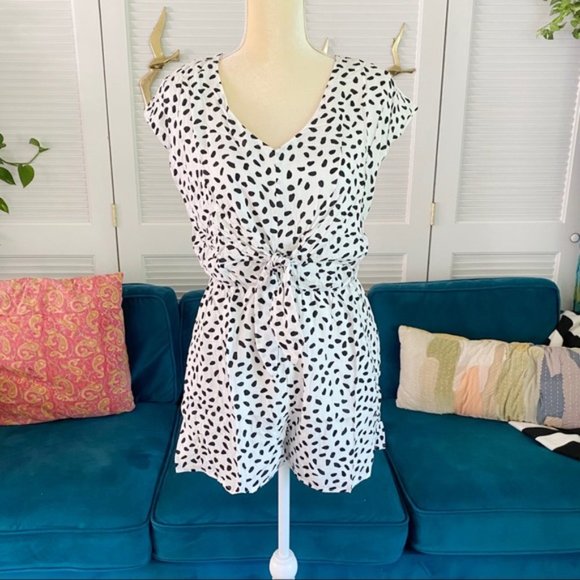 Gigio | Spotted Sideways Black White Polka Dot Dotted Romper Pockets New Medium - Picture 3 of 14